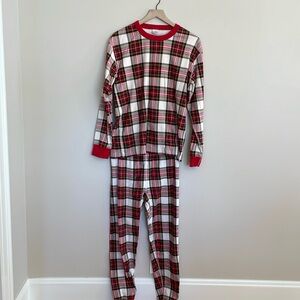 Hanna Anderson Pajamas Men’s Large red plaid